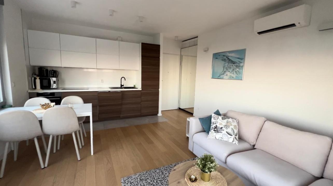 Splendid Split View Apartment ภายนอก รูปภาพ